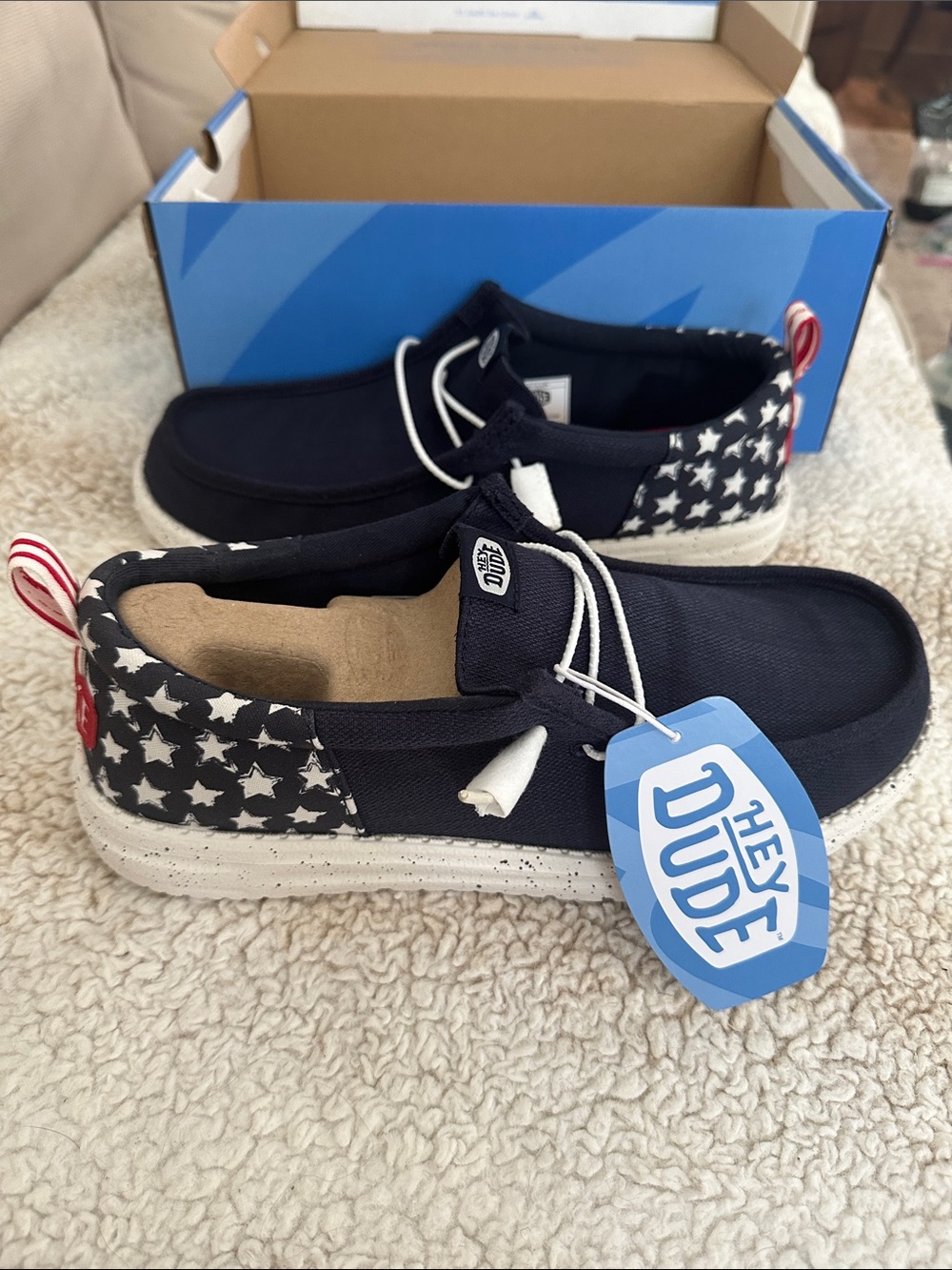 Men’s 9 NEW Hey Dude  Wally funk Stars Navy Slip-On Shoes American star blue